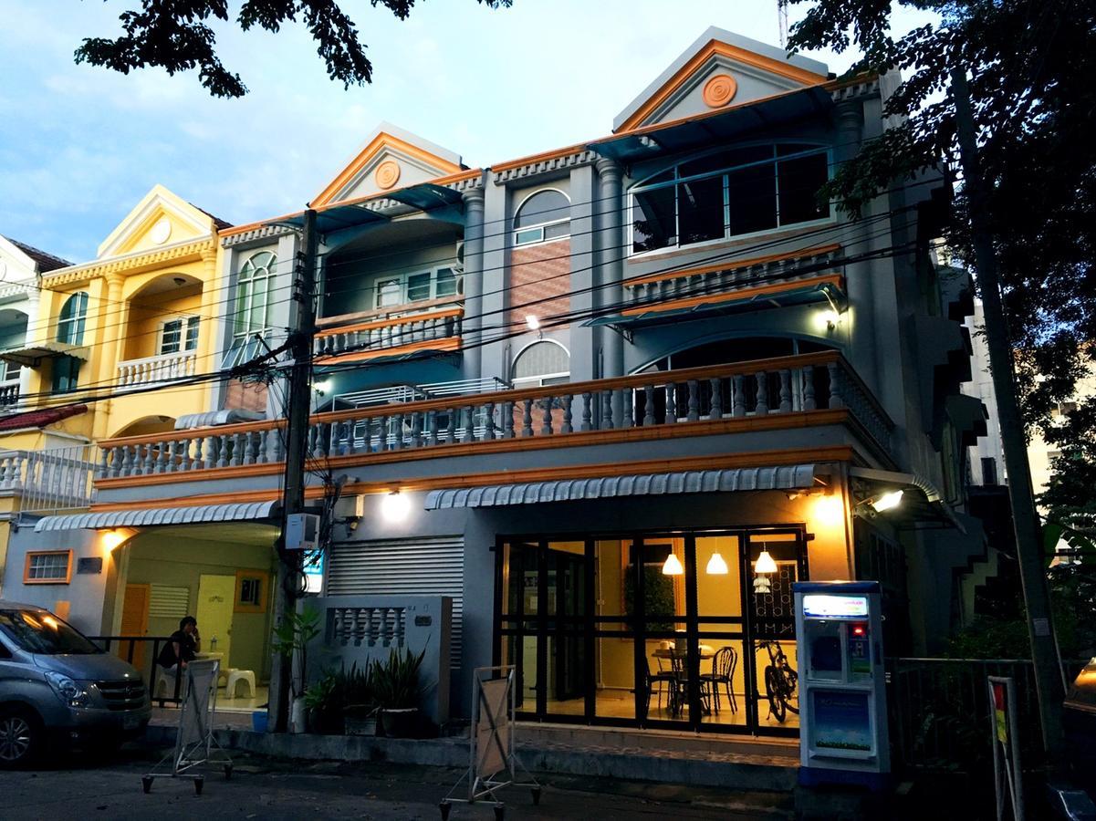 Park Avenue@Huamark Bangkok Exterior foto